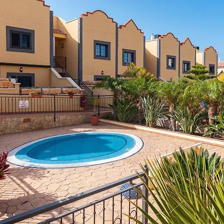 Lägenhet апартаменты, 2 уровня, 3 спальни, до 6 человек, El Duque, Costa Adeje. *
