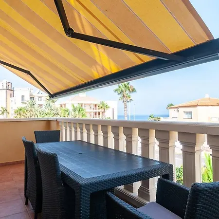апартаменты, 2 уровня, 3 спальни, до 6 человек, El Duque, Costa Adeje. Lägenhet