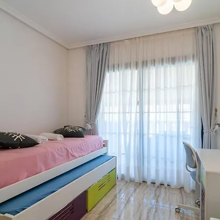 Lägenhet апартаменты, 2 уровня, 3 спальни, до 6 человек, El Duque, Costa Adeje. Costa Adeje (Tenerife)